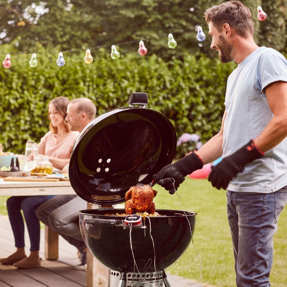 Weber BBQ Master-Touch Premium GBS E-5775 - Black